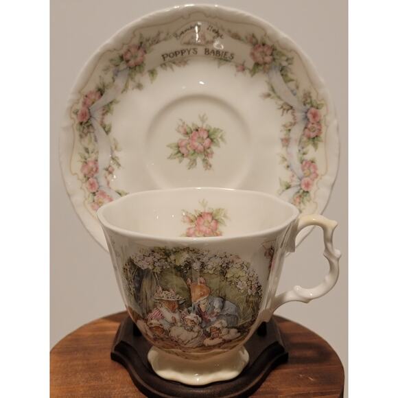 Vintage Royal Doulton Poppy's Babies Cup and Saucer Brambly Hedge Collection - Picture 11 of 15